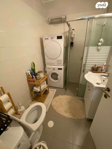 דירה, הרב קוק 24, מרכז, הרצליה