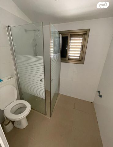 בית פרטי/ קוטג', אליהו גולומב 5, צפון מזרח מרכז העיר, נתניה