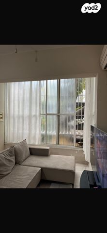 דירת גן, הורדים 9, הל"ה, גבעתיים