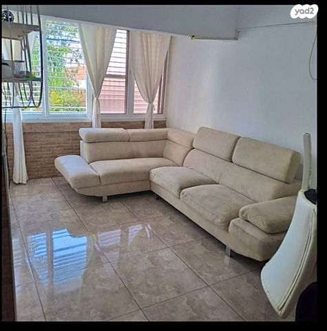 דירה, העצמאות 40, שלום עליכם, מגדל העמק