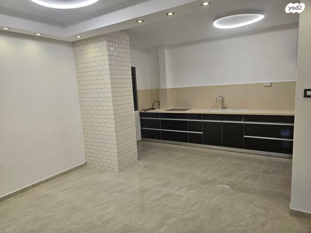 הפרדס הראשון 7