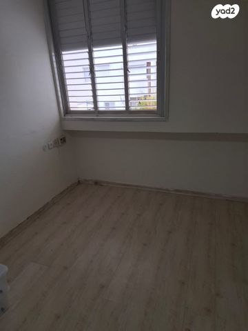 יחידת דיור, מעלה החמישה 10, קרית גנים, ראשון לציון