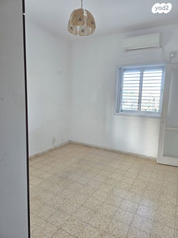 דירה, יבנה 28, מרכז, קרית עבודה, חולון