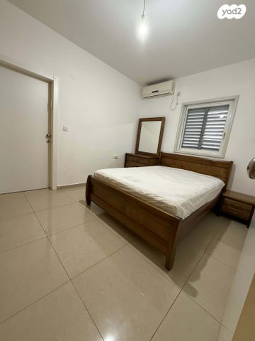 דירה, כיכר וייצמן 4, מרכז, קרית עבודה, חולון