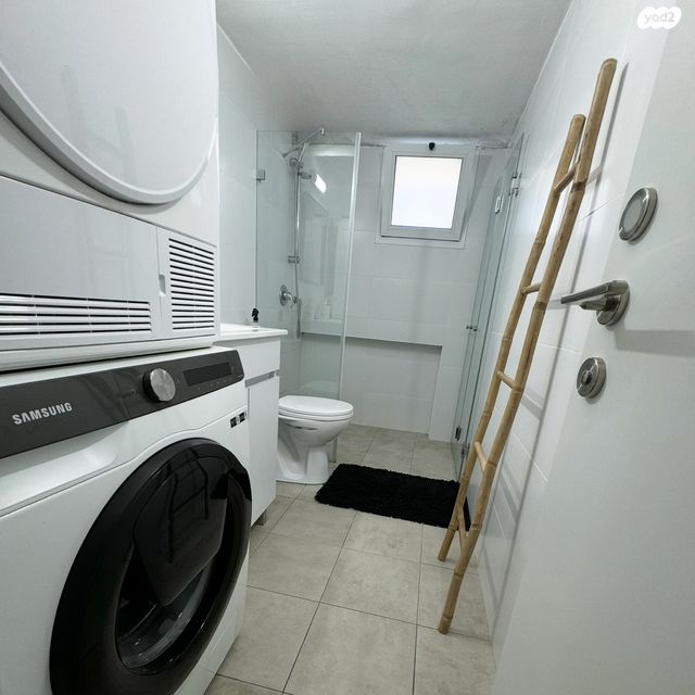 דירה, דניאל 36, לב העיר, בת ים