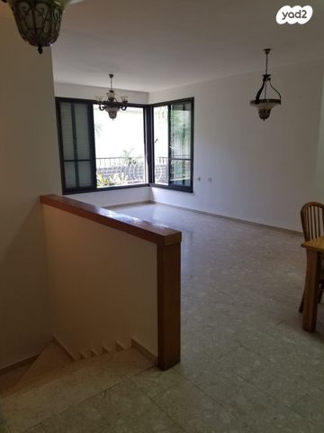 אלישבע קפלן 19