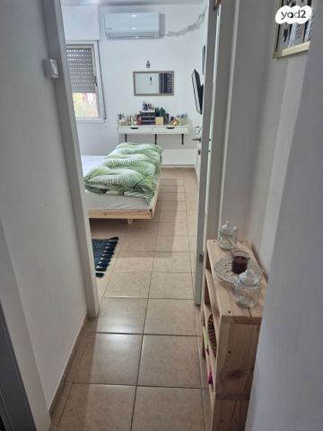 דירה, התאנה 17, המיסדים, כרמיאל