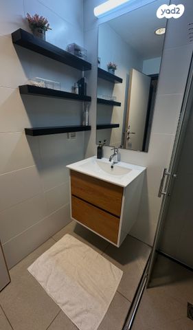 דירה, עין דור 11, שער פלמר, תחנת רכבת השמונה, חיפה