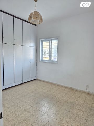 דירה, יבנה 28, מרכז, קרית עבודה, חולון