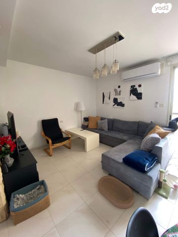 דירה, בר ניסן 27, נווה זאב, נאות אילן, באר שבע