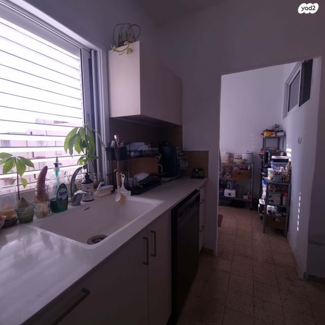 דירה, מצולות ים 30, חברת חשמל, גבעתיים