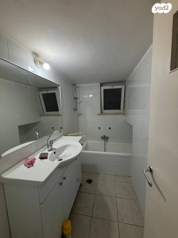 דירה, שמאי 16, מרכז העיר, ירושלים