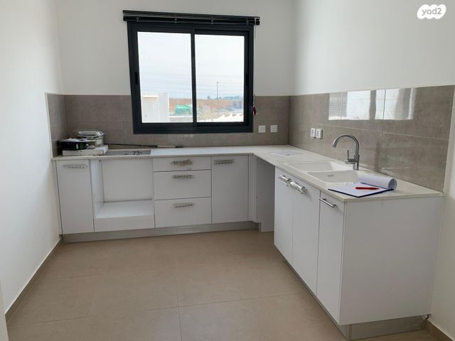 דירה, רבקה אמנו 7, כרמי גת, קרית גת