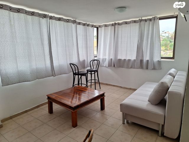 דירה, אילות 61, האשל, אילת