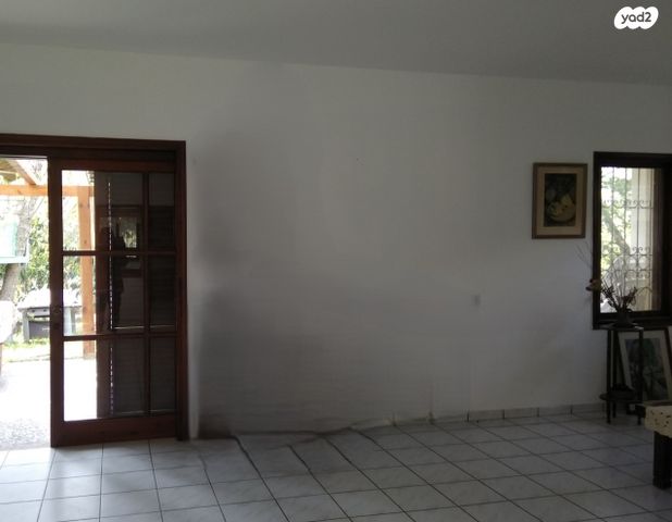 דו משפחתי, התיכון 24, סביון, סביון