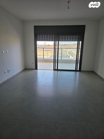 דירה, דרך הרב שלום איפרגן 1, נאות המייסדים, שדרות