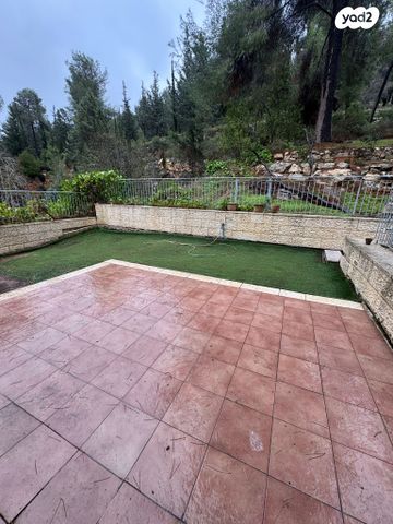 דופלקס, המתנחלים בהר 7, רמת מוצא, ירושלים