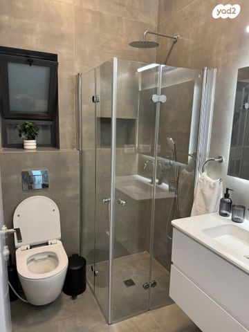 דירת גן, גוש עציון 40, יד אליהו, תל אביב יפו