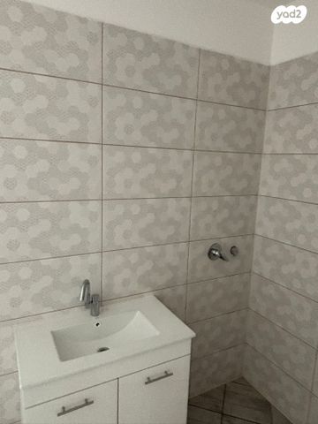 דירה, לשם 47, שאר העיר, אריאל