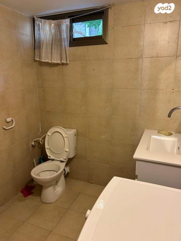 יחידת דיור, הדולב 39, אבן גבירול, רחובות