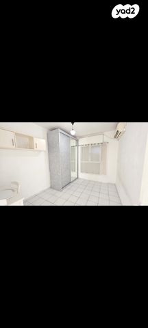 שדרות ששת הימים 184