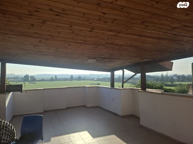 בית פרטי/ קוטג', אשל 24, מרכז העיר, סביניה, הוותיקה, קרית ביאליק