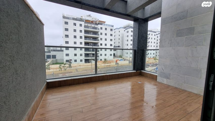 דירה, דרך ארץ 4, החורש, חריש