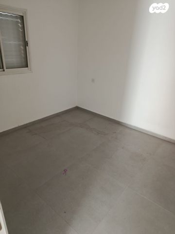 דירה, לוי אשכול 1172, שיכון ד, טבריה