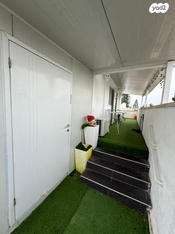 יחידת דיור, עין גב 8, קרית גנים, ראשון לציון