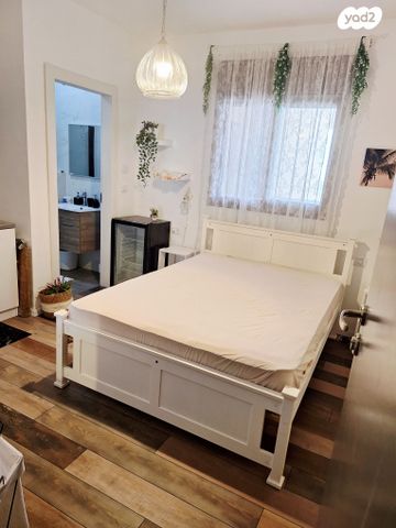 עוזי חיטמן 3