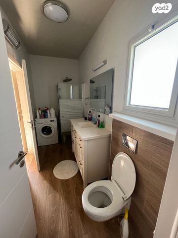 יחידת דיור, קציעות 2, שאר העיר, מיתר / כרמית