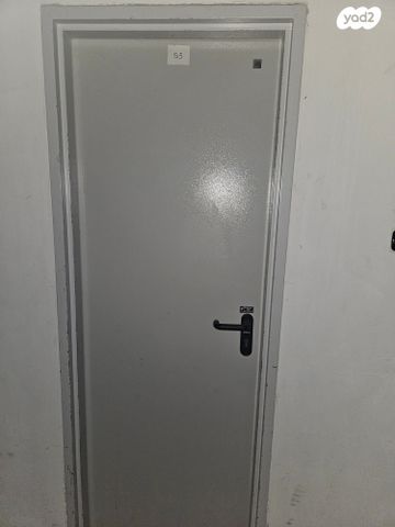 מחסן, אריה בן אליעזר 22, הדר גנים, פתח תקווה