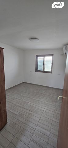 דירה, השבעה 442, בן גוריון כנען, צפת