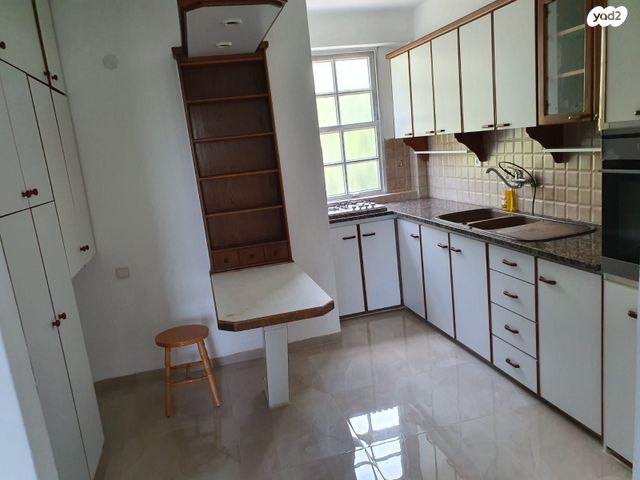 דירה, המלך שלמה 24, נווה דוד, חיפה