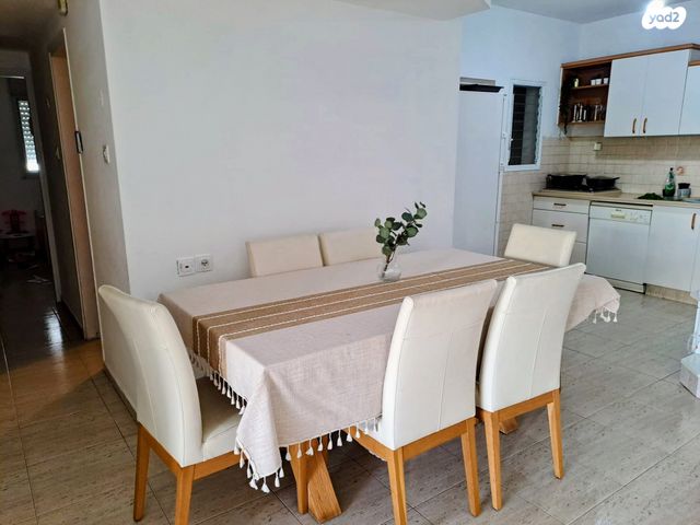 חכם אברהם עפג'ין 9