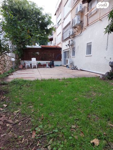 דירת גן, הדקל 40, רמת בגין, טירת כרמל