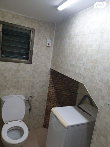 יחידת דיור, ביל"ו 28, אברהם דנינו, בן גוריון, עכו