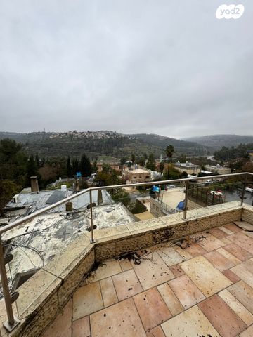 דופלקס, המתנחלים בהר 7, רמת מוצא, ירושלים