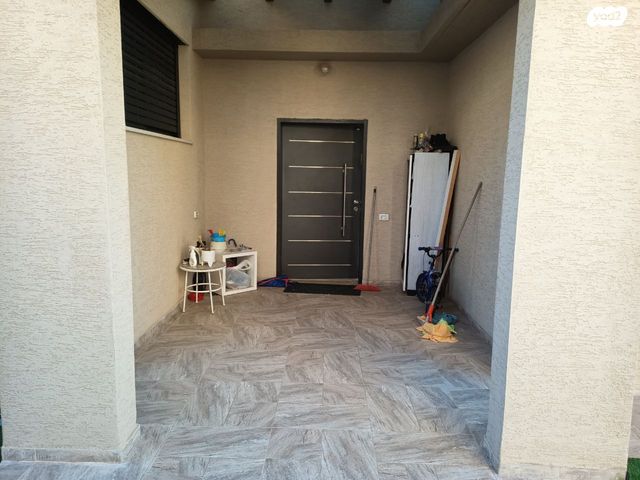 דירה, מים רבים 27, שתולה, שתולה