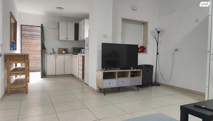 דירת גן, בנימין ד'ישראלי 13, אחוזה, חיפה