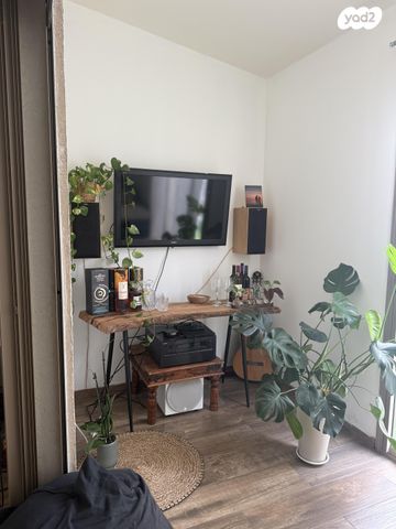 דירת גן, הזית 74, צרופה, צרופה