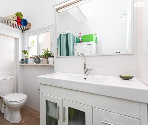 דירת גן, בנימין ד'ישראלי 13, אחוזה, חיפה