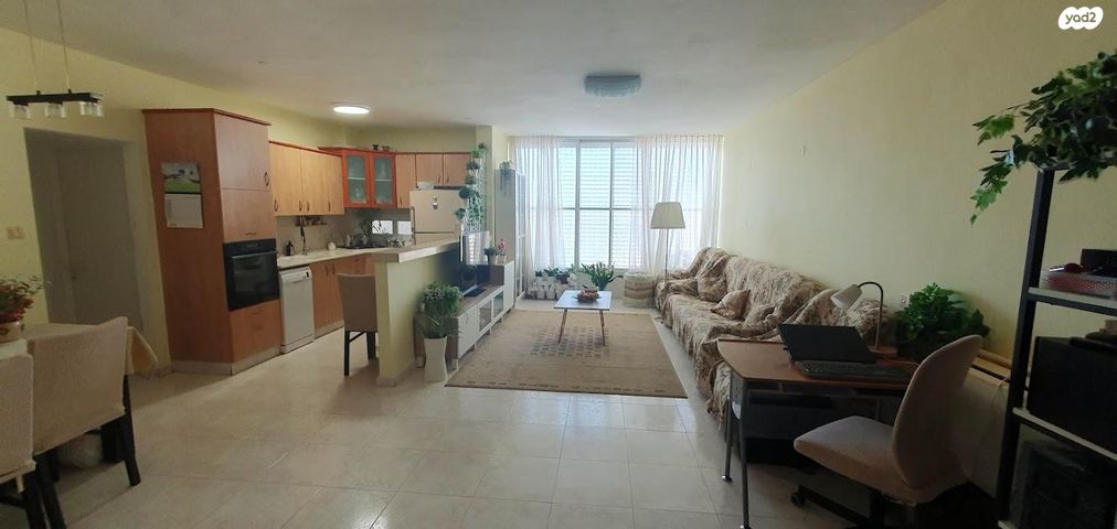 דירה, בלפור 84, עצמאות יוספטל, בת ים