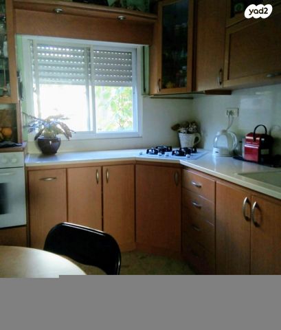 דירה, שדרות ירושלים 36, יצחק רבין, מעלות תרשיחא