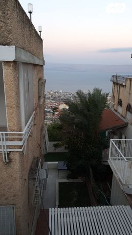 דירת גן, רקפת 32, בן גוריון, טבריה