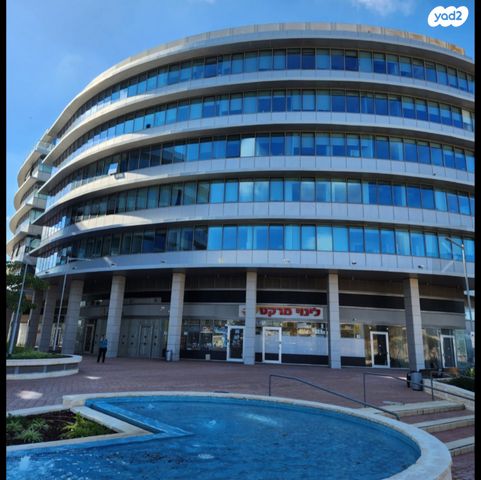 שדרות הרכס 13