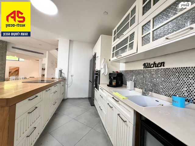 בית פרטי/ קוטג', יהושע בן נון, נאות הרצל, נתניה