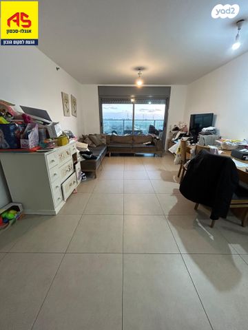 דירה, בני וו. רייך, קרית השרון, נתניה