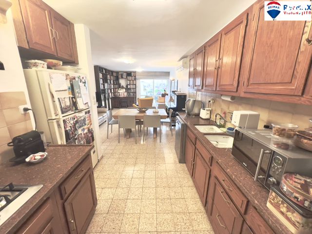 דירה, מבוא נהגי הפרדות 18, הגבעה הצרפתית, גבעת שפירא, ירושלים