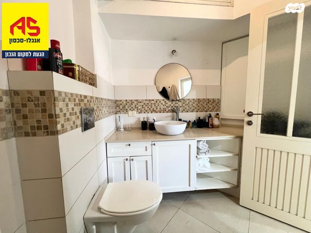 בית פרטי/ קוטג', יהושע בן נון, נאות הרצל, נתניה